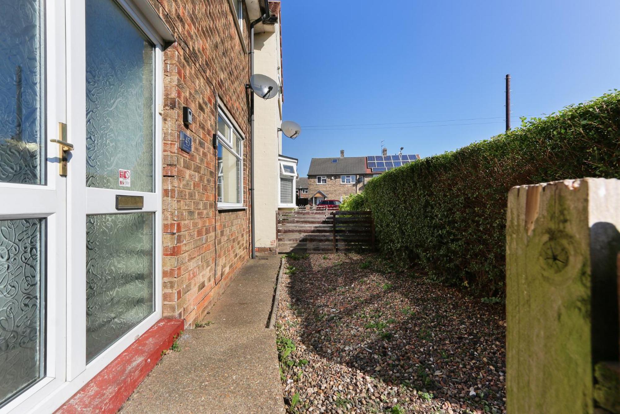 Leconfield Close - Comfy House And Free Parking Holiday home Kingston upon Hull